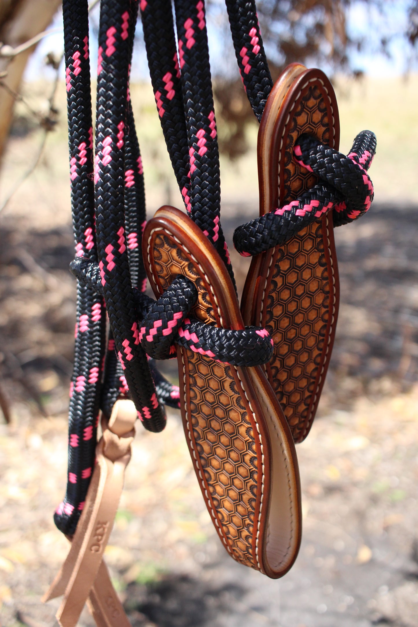 Black/Pink Split Reins With Slobber Straps (6ft)