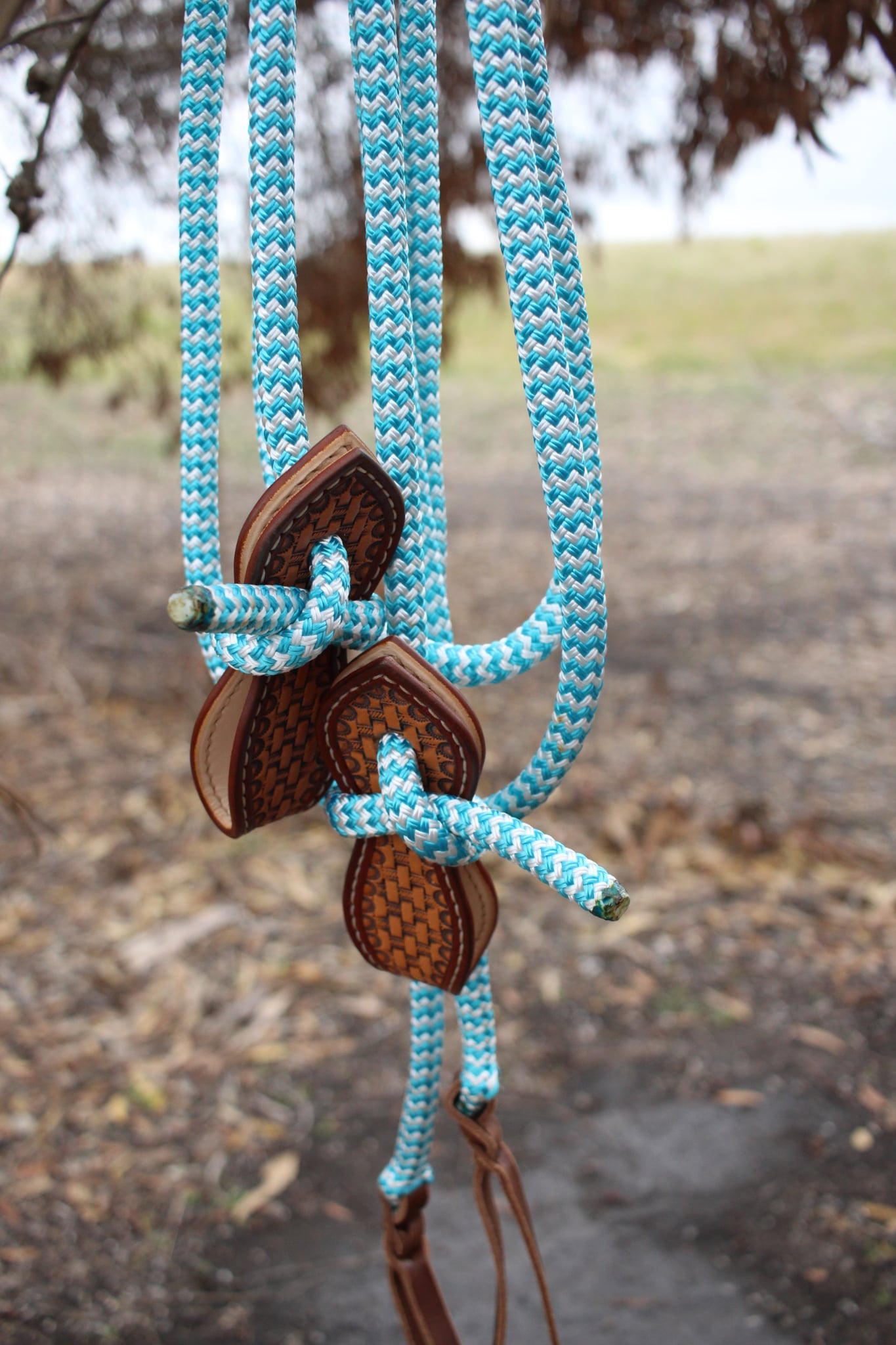Blue/White Split Reins With Slobber Straps (6.5ft)